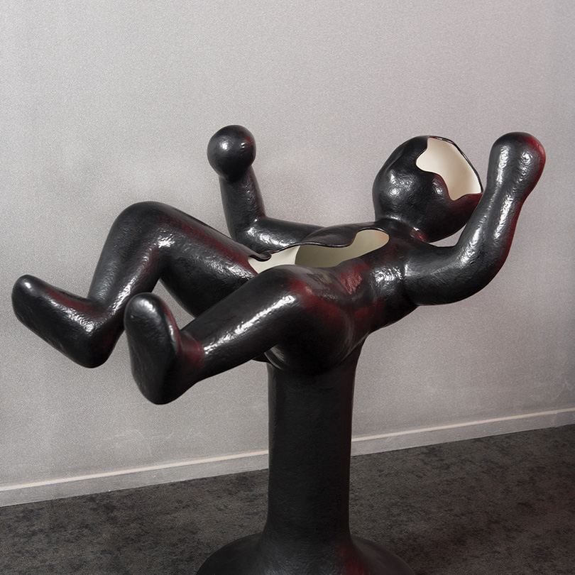 baby on stand art - artlelier van lieshout